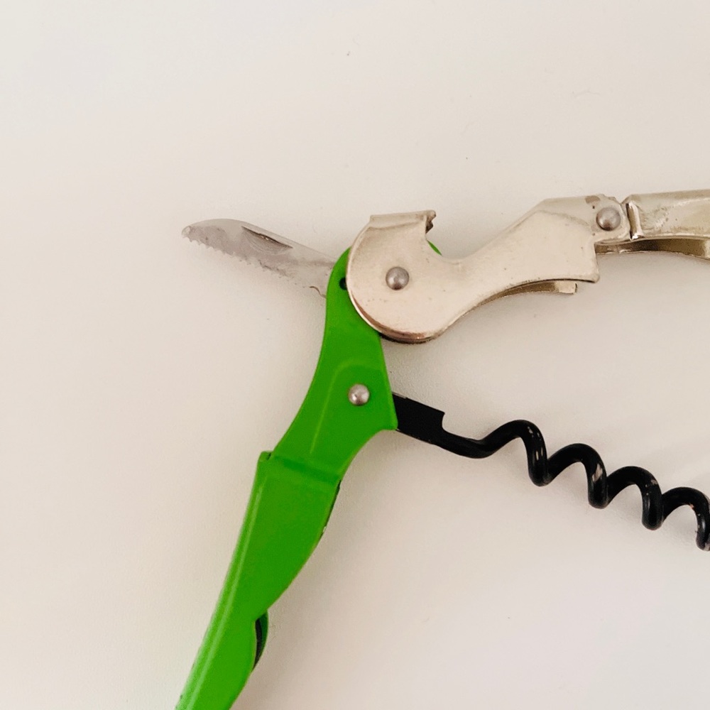 Beverage Opener - Picture 3 of 7